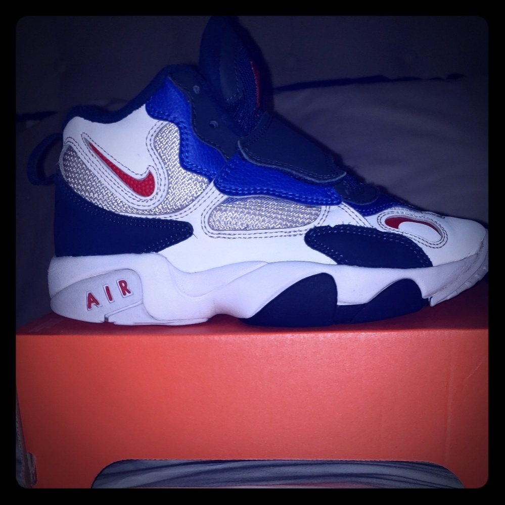 Nike Air Speed Turf